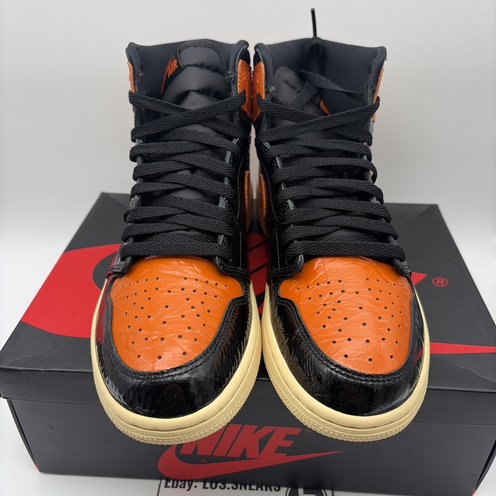 Size 9.5 - Jordan 1 Retro OG High Shattered Backboard 3.0 (555088-028) - Picture 3 of 10